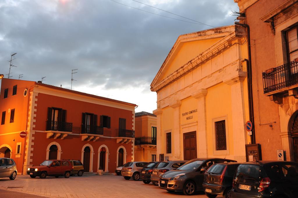 B&B Al Teatro Comiso Buitenkant foto