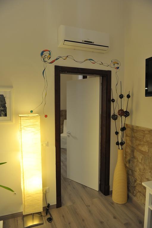 B&B Al Teatro Comiso Buitenkant foto